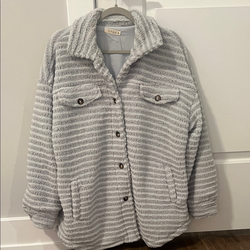 ILLA ILLA  Gray Striped Teddy Jacket